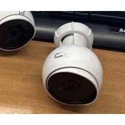 IP Камера UniFi Ubiquiti G3 Bullet UVC-G3 24V б\у розовый фон