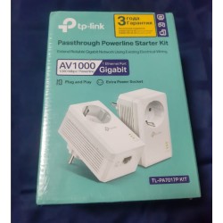 Адаптер PLC AV1000 Powerline TP-Link TL-PA7017P KIT HomePlug AV2 1xLANx1Гбит Passthrough комплект 2шт новый Адаптер PLC AV1000 Powerline TP-Link TL-PA7017P KIT HomePlug AV2 1xLANx1Гбит Passthrough комплект 2шт новый