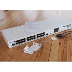 Роутер 1G MikroTik Cloud Router Switch CRS125-24G-1S-RM 24x1Гбит 1xSFP 1Гбит Без Wifi RouterOS бу